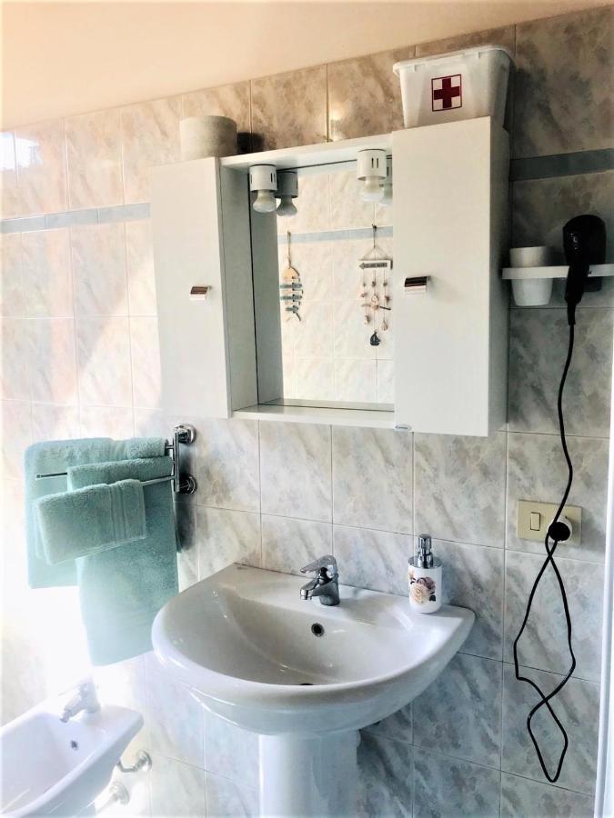 Oasi di Paradiso Apartment Desenzano del Garda Bagian luar foto
