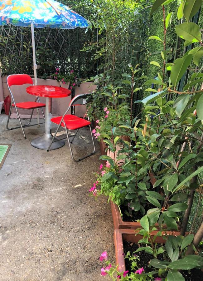 Oasi di Paradiso Apartment Desenzano del Garda Bagian luar foto